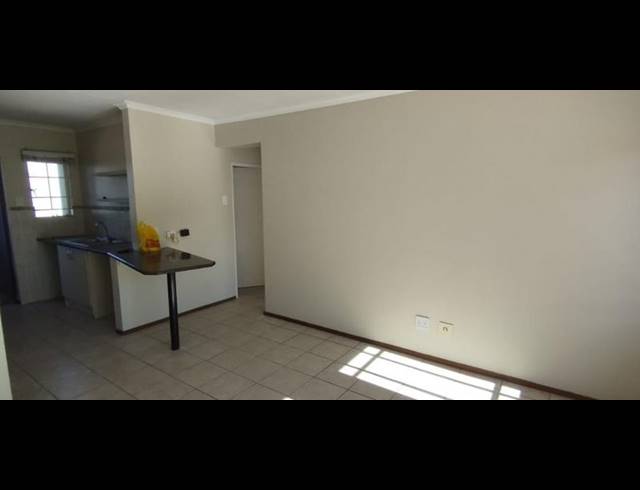 2 BEDROOM PROPERTY TO RENT IN BRENTWOOD